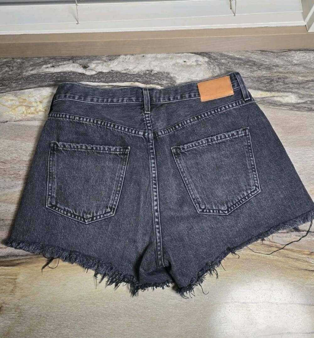 Citizens of Humanity Marlow Denim Shorts Womens 28 Black Distressed Raw Hem - Picture 2 of 12